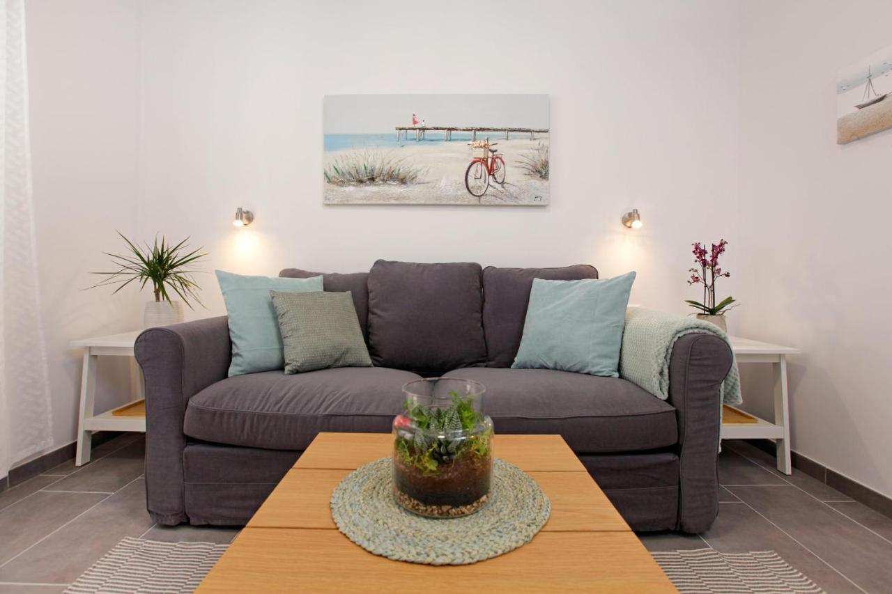 Santa Cruz Apartments Supetar Εξωτερικό φωτογραφία